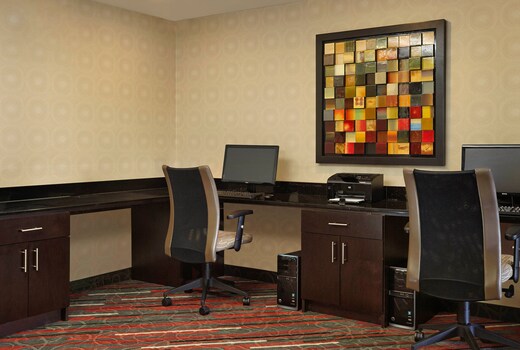 Holiday Inn Express Naples Downtown 5th Avenue