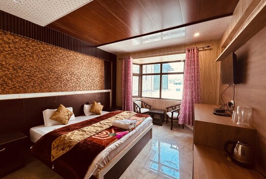 Hotel Laxmi Divine