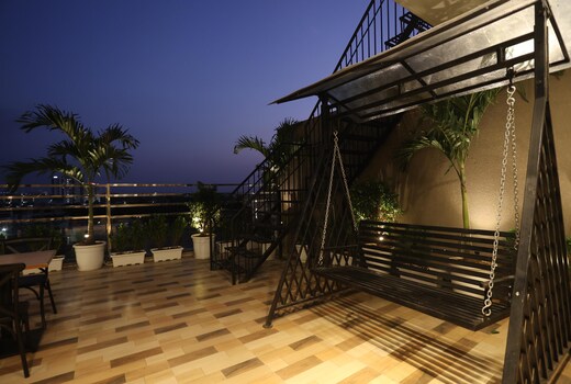 Cozy Vista 1 by Dr Richa Motwani