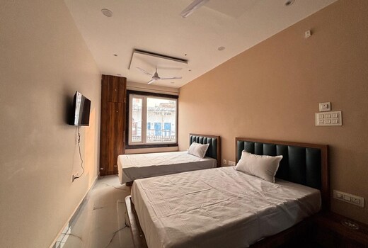 Mannat S R D