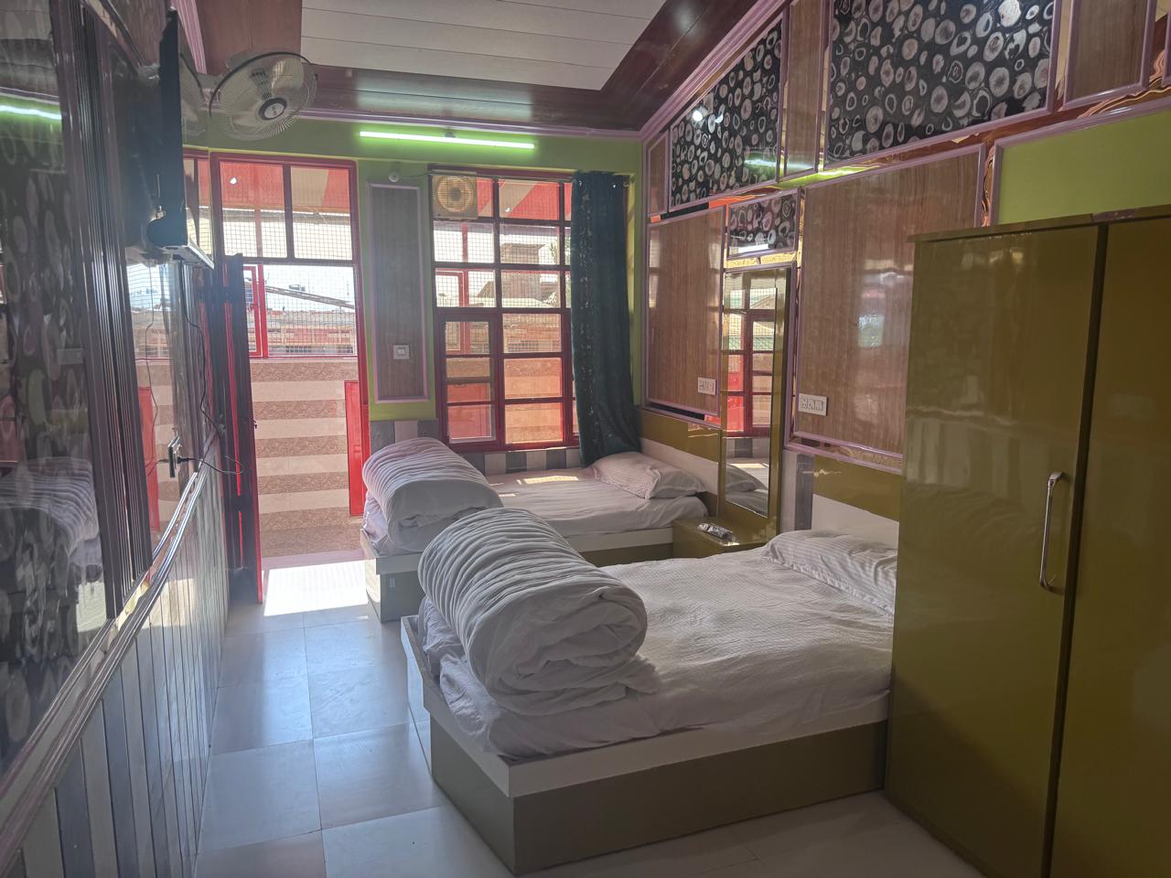 Jaan Hotel and Restaurant