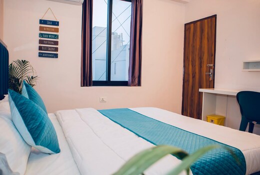 Rudraksh Home Stays