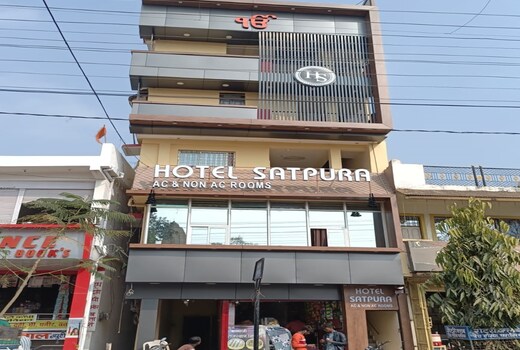 Hotel Satpura