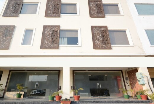 HOTEL ORCHID