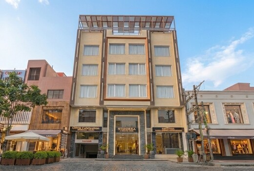 HOTEL STAYORRA