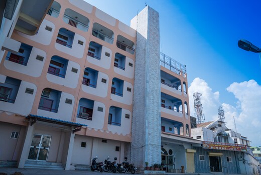 Hotel Chanma International