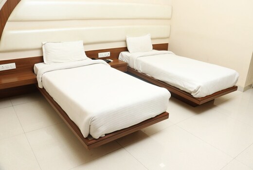 MNR Resorts