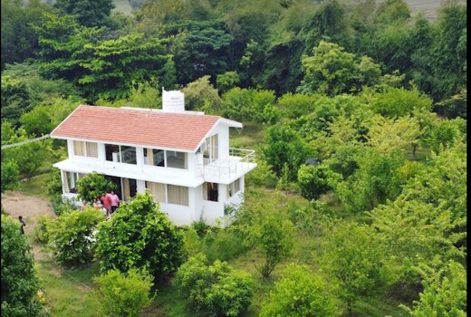 Vaksana Farms