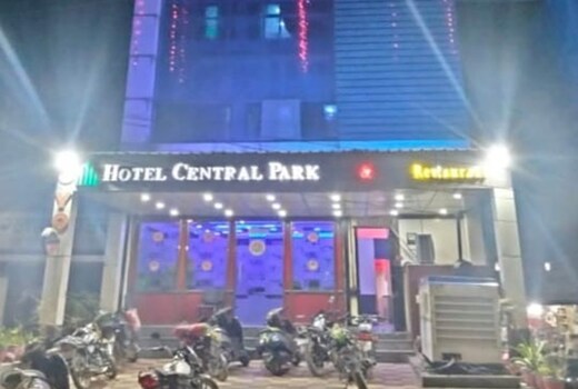 Central Park Stay near LNT Collage