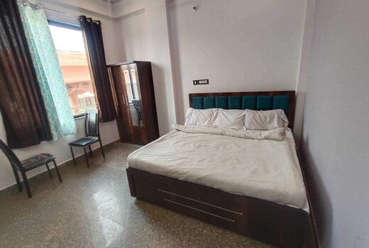Hotel O R R Resturent And Hotel