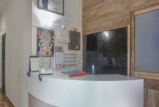 Hotel O Peacock Lodging