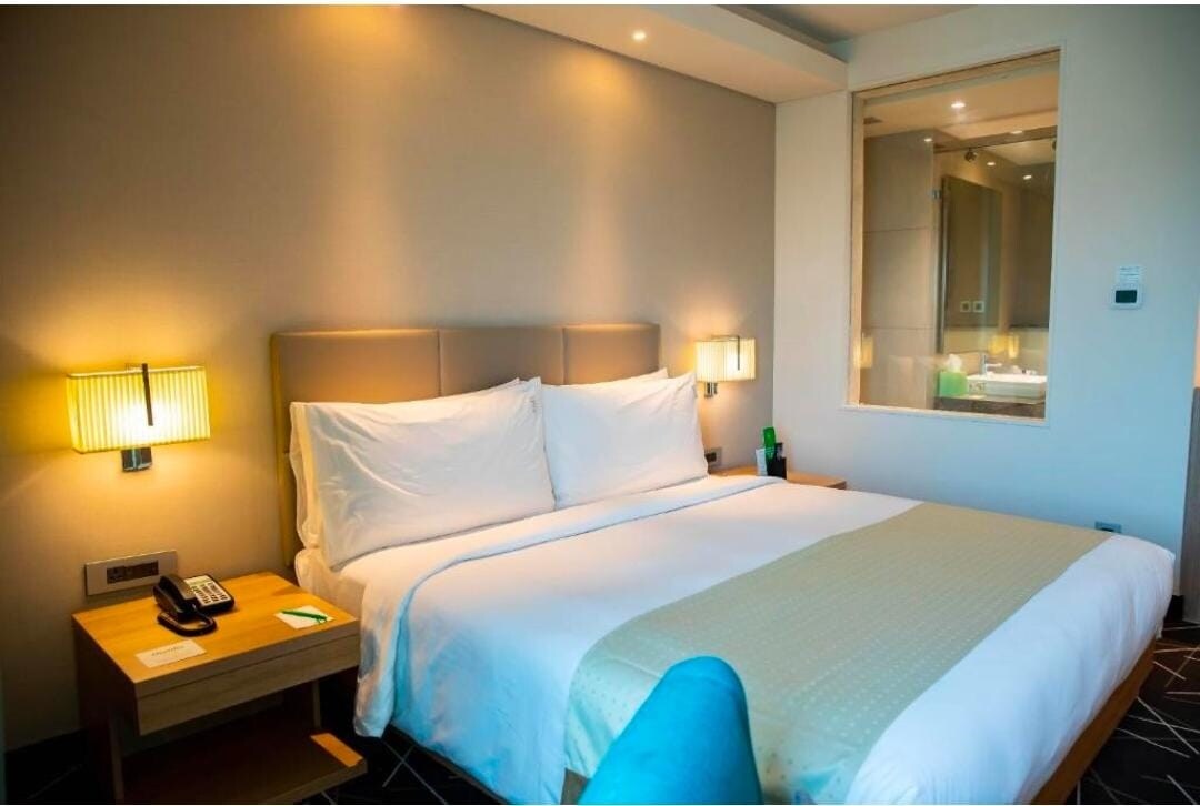 HOTEL RADIANT