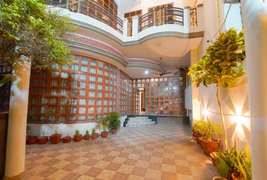 Main gallery