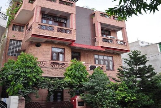 Michael Homestay | AC Rooms & Wifi