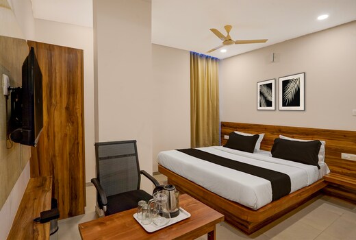 Hotel O The Classic Crown
