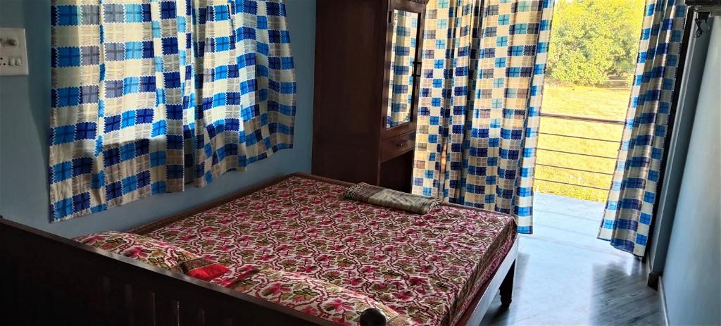 Holiday destiny home stay