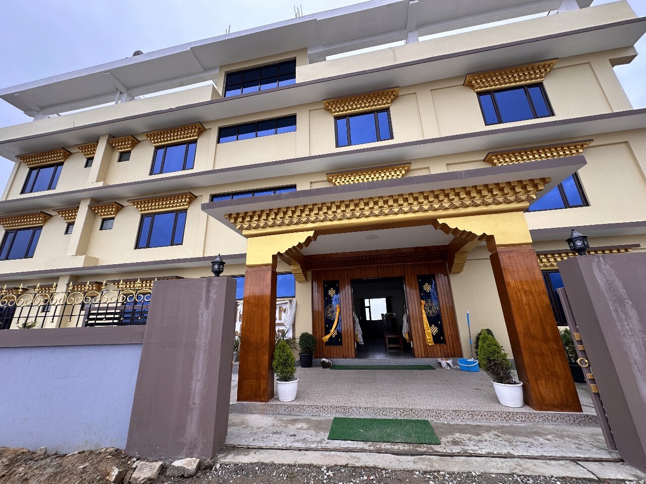 Monkhem Tawang