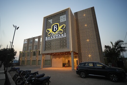 BHANDARI PALACE
