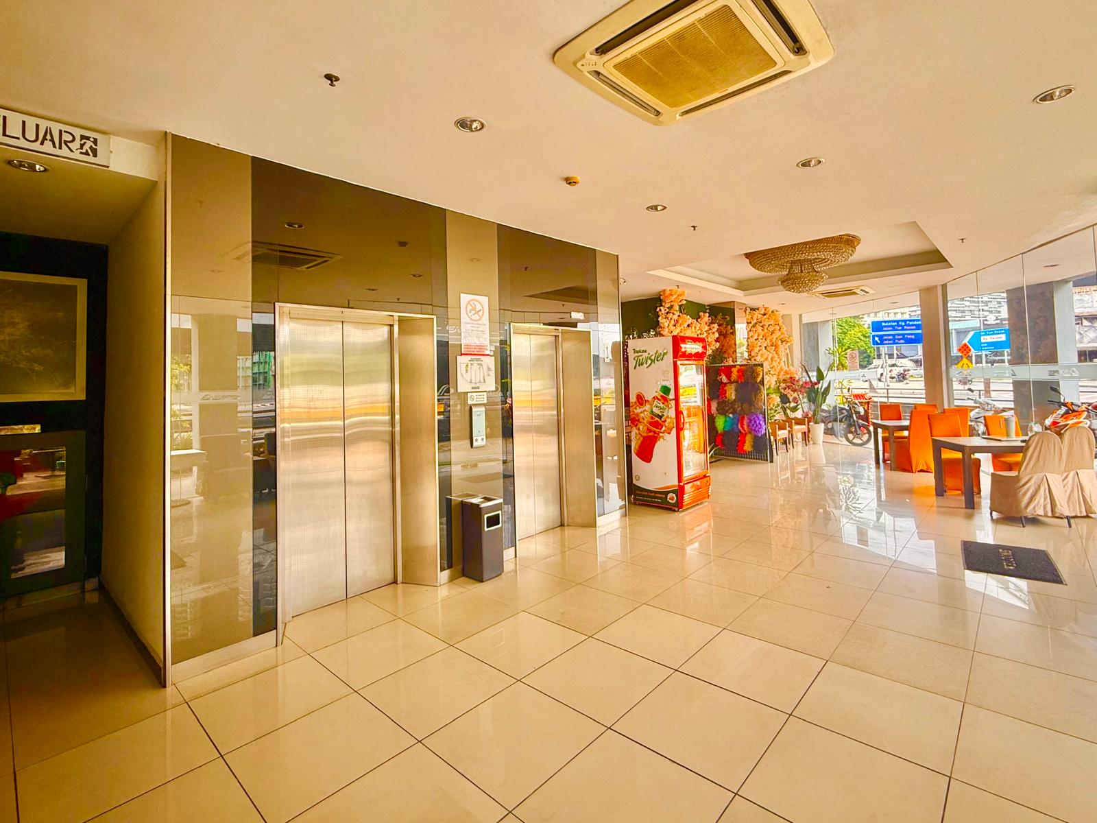 Main gallery
