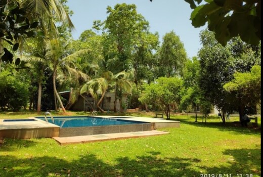 Nature Breeze Resort