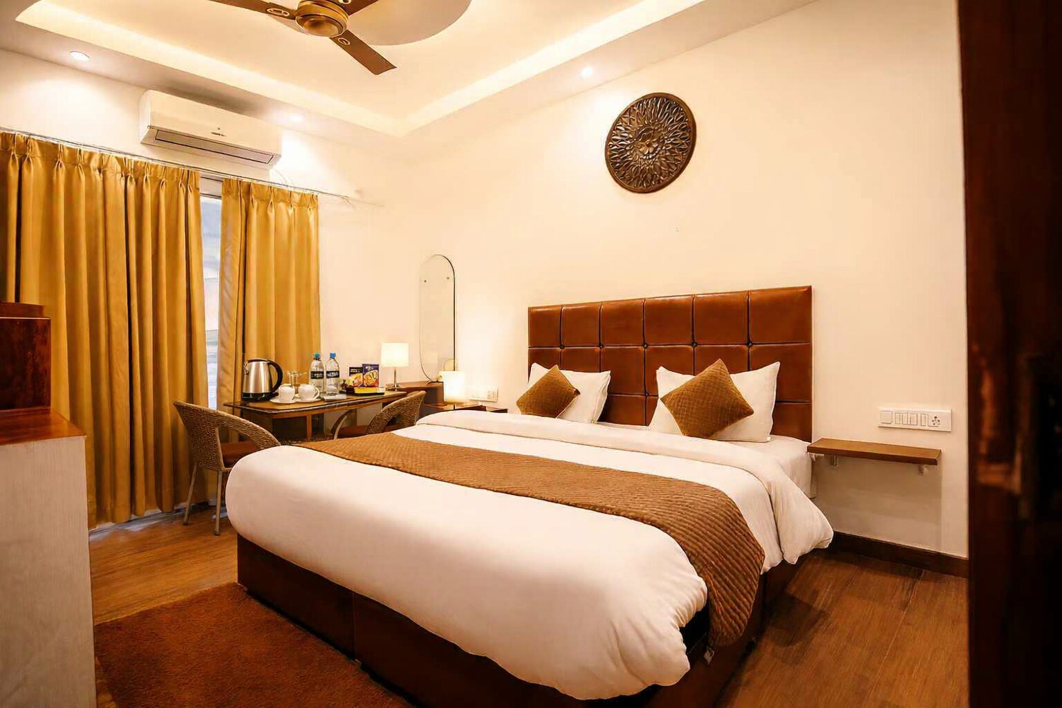 Check Inn Homes, Rishikesh Tapovan