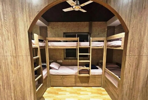 GARDEN CREEK DORMITORY FORT