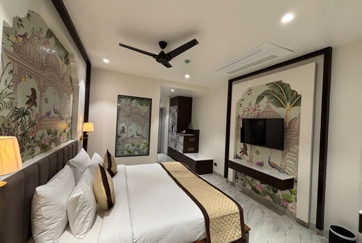Hotel Raj Hari Palace