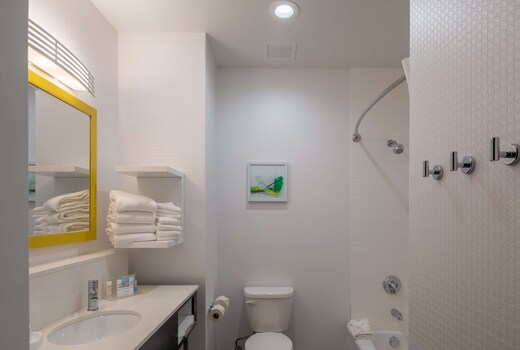Hampton Inn and Suites Dallas/Plano Central