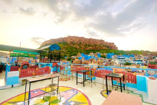 Golden Dreams Guest House