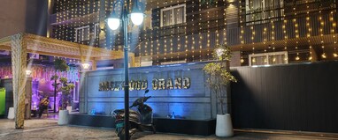 Rosewood Grand