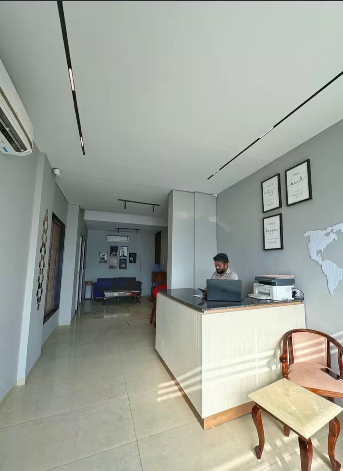 Main gallery