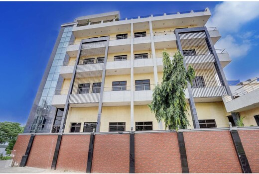 Hotel Tanwar.