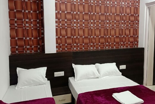 HOTEL MOTI MAHAL (1 Km from Dargah)