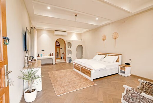 Nomado Farm 4BHK with Private Pool
