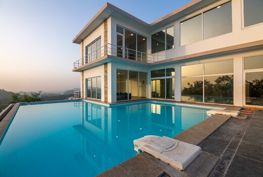 Bliss Farm Stays | Hilltop