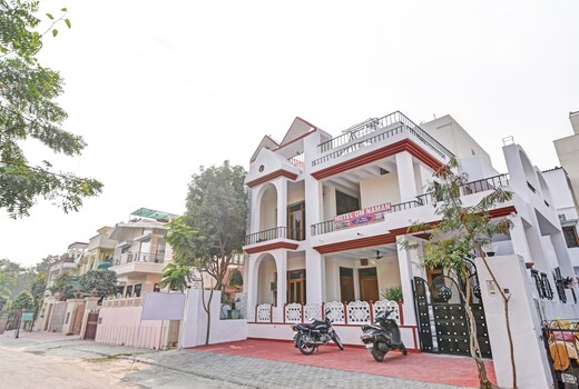 Hotel O Om Naman