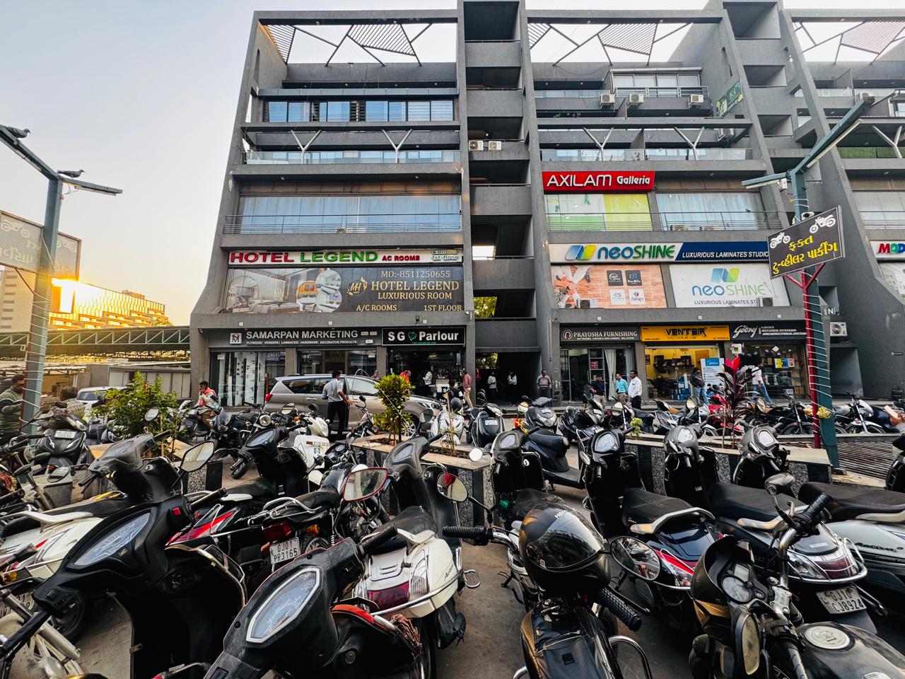 HOTEL LEGEND S G HIGHWAY