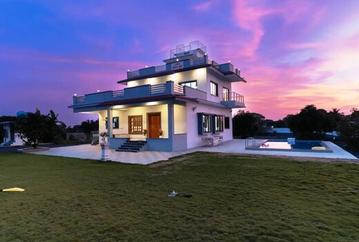 Mount View 4 BHK Villa with Pool in Alibaug