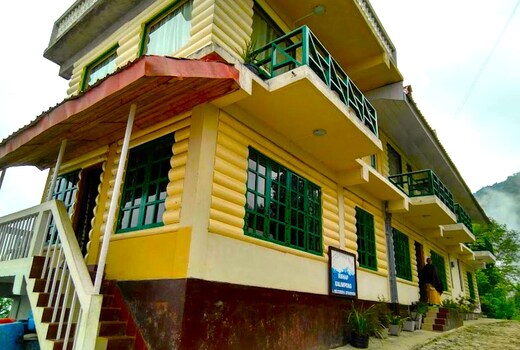 Yes Homes Sunrise Homestay