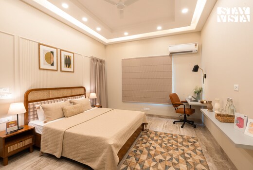 Vista Residences at GK-1