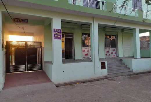 RIYA HOME STAY