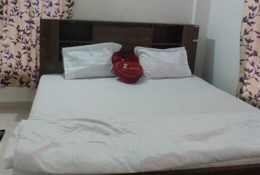 Hotel O Maa Homestay