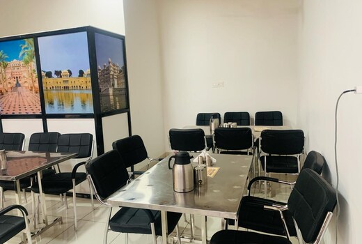 SHIVAM GUEST HOUSE & RESTURANT