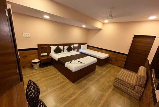 Lucky Serviced Apartments -Near BKC, Mumbai