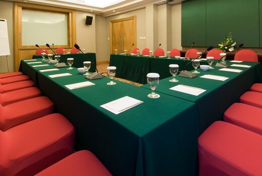 Aston Manado Hotel