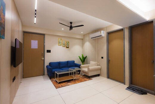 Nirrtul Royale 3BHK Apartment Specious Cozy