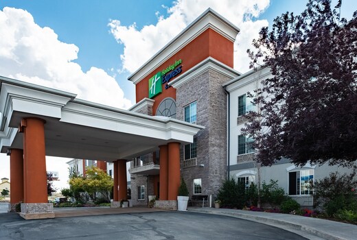 Holiday Inn Express Hotel & Suites Evanston