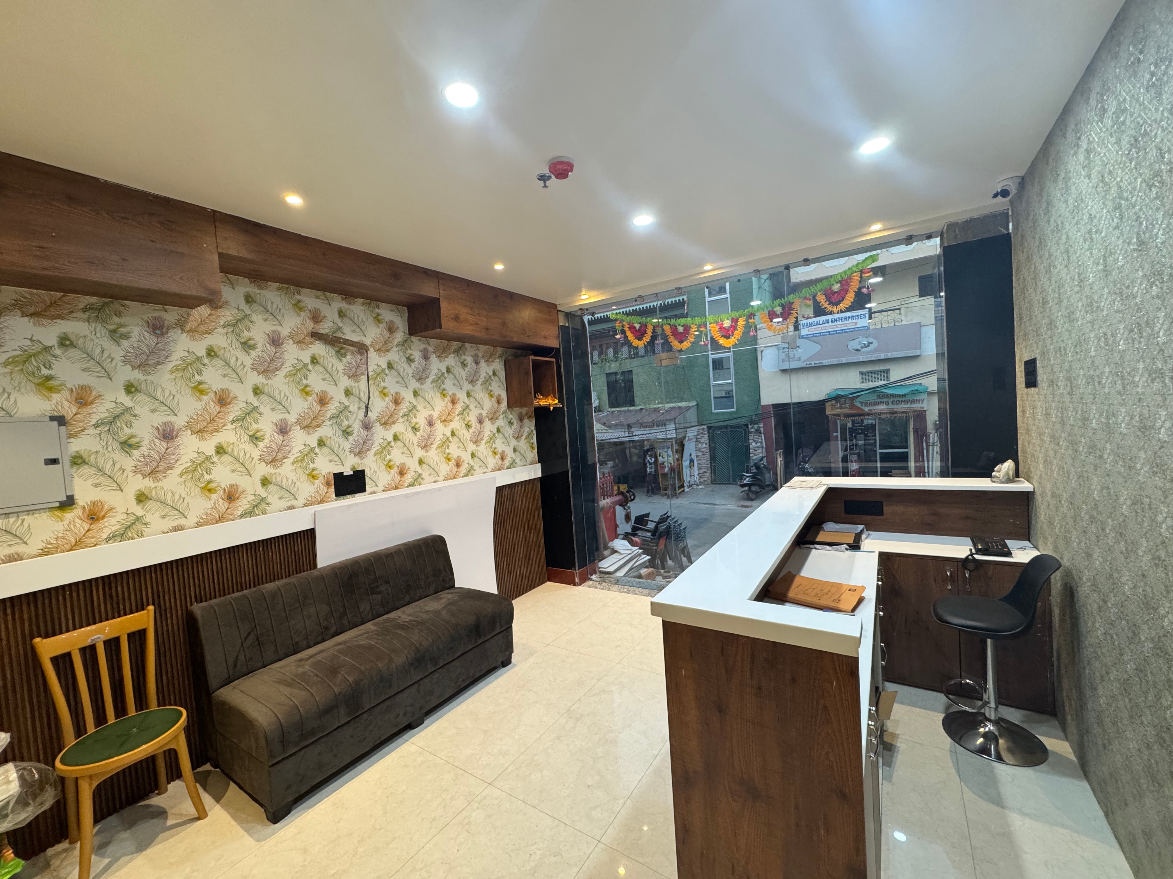 Lakhdatar Home Stay