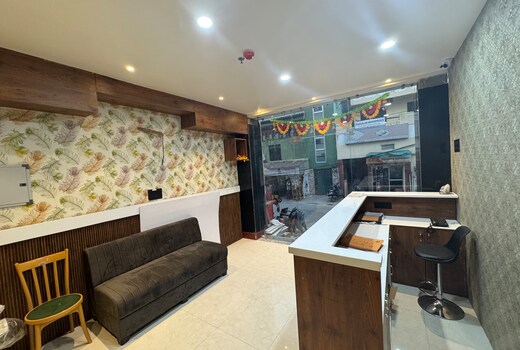 Lakhdatar Home Stay