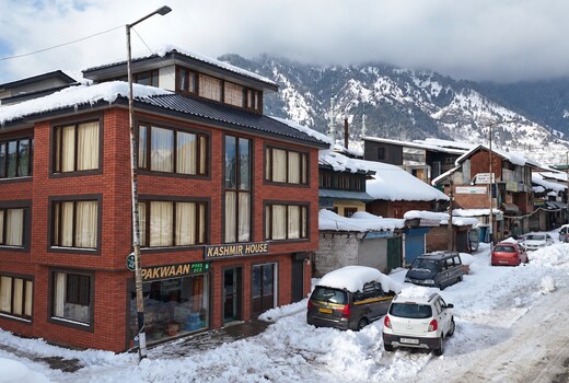 Kashmir House Pahalgam